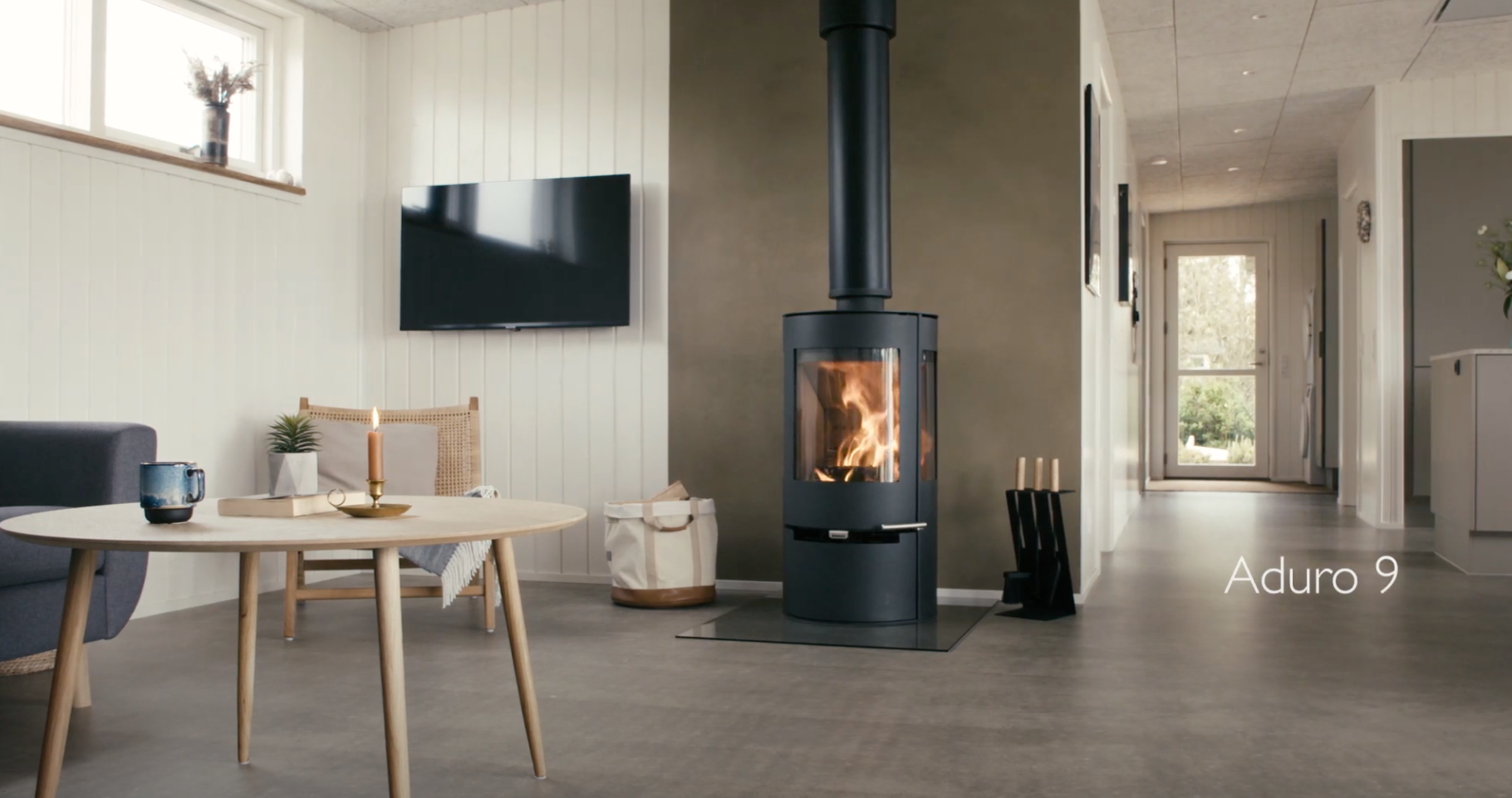 Last inn video: Product video of the Aduro-15 series